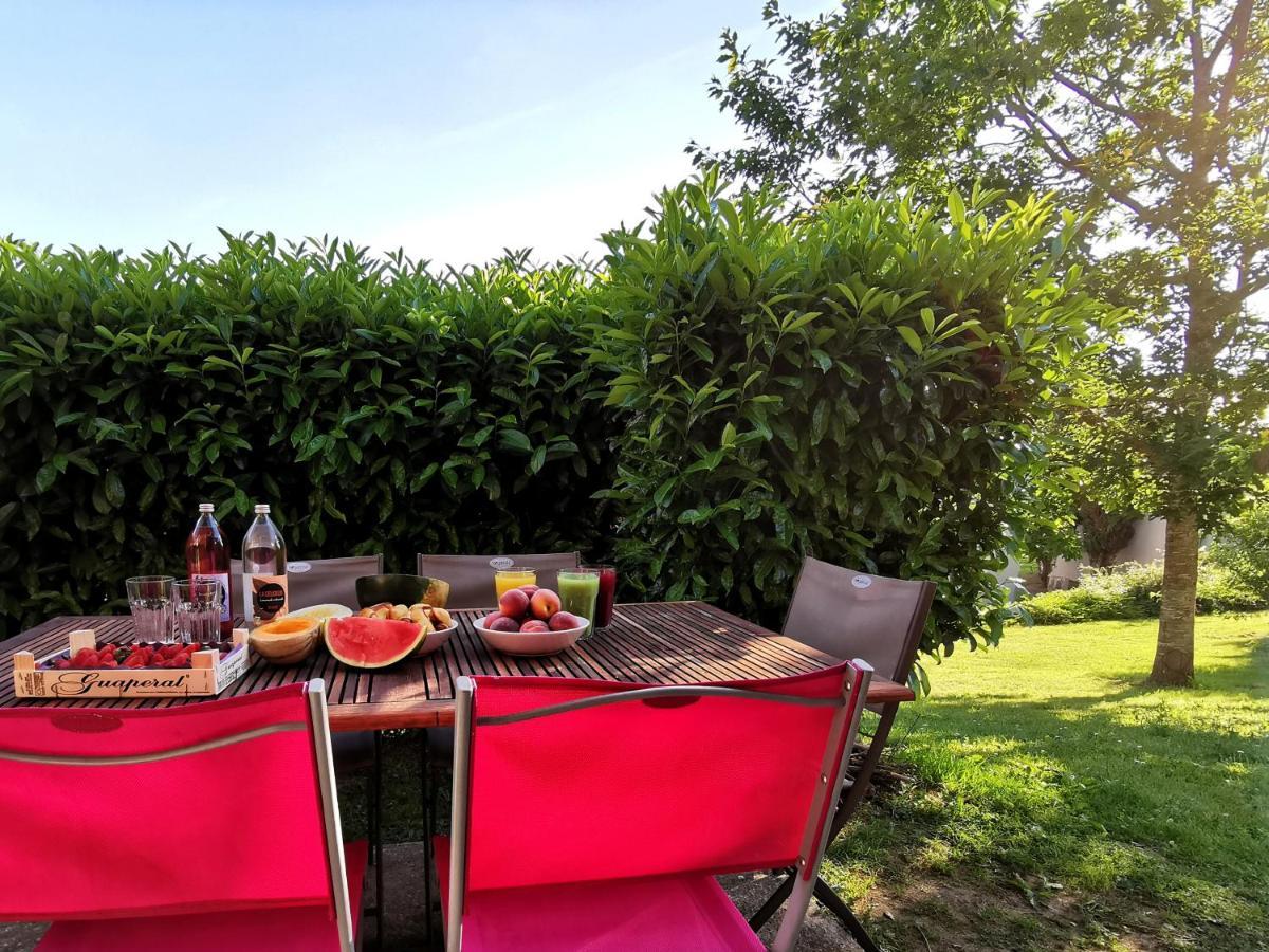 Au 11 T3 Duplex, Village Vacances, Piscines, Parking Saint-Geniez-dʼOlt Zewnętrze zdjęcie