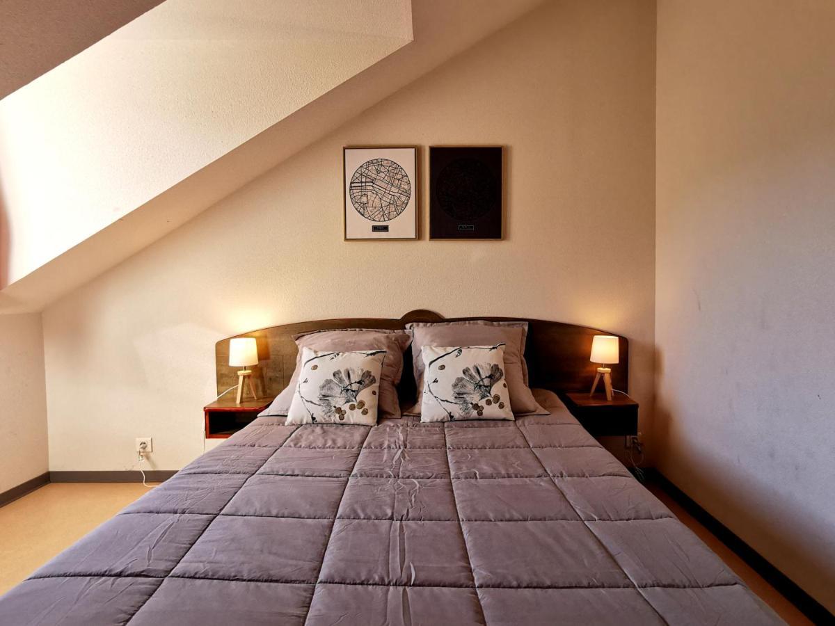 Au 11 T3 Duplex, Village Vacances, Piscines, Parking Saint-Geniez-dʼOlt Zewnętrze zdjęcie